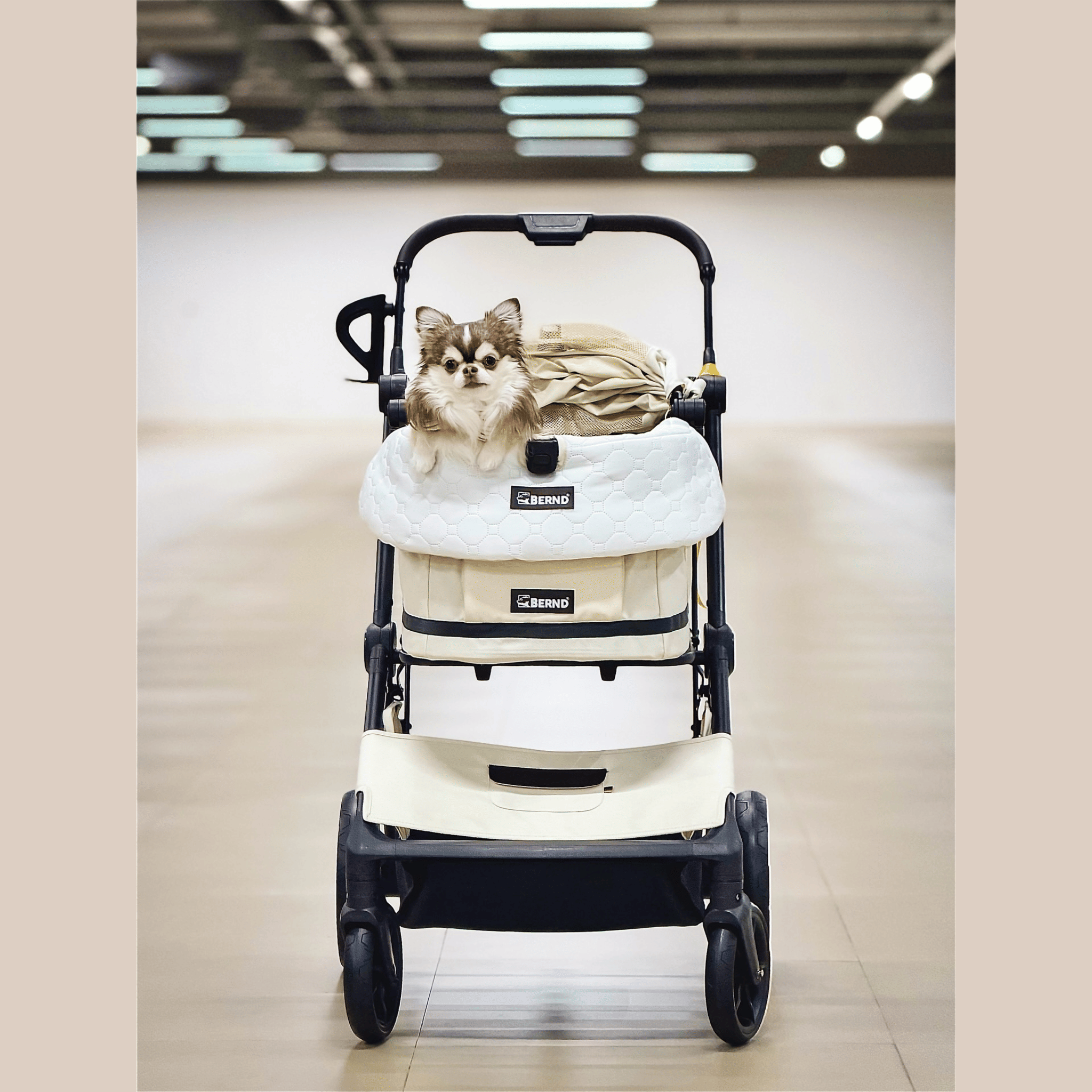รถเข็นสัตว์เลี้ยง BERND รุ่น GLAM PET (DUO MODE) - BREEZY BEIGE_11